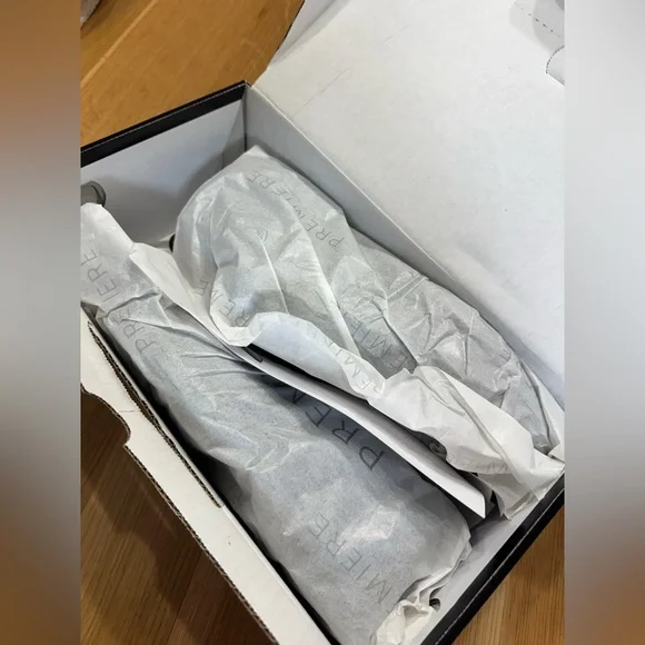 FootJoy Black Leather Men's Golf Shoes - Picture 5 of 16